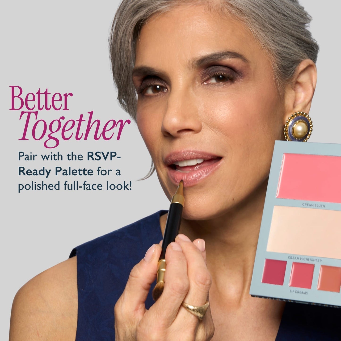 Dual-Ended Retractable Lip + Eyeshadow Brush