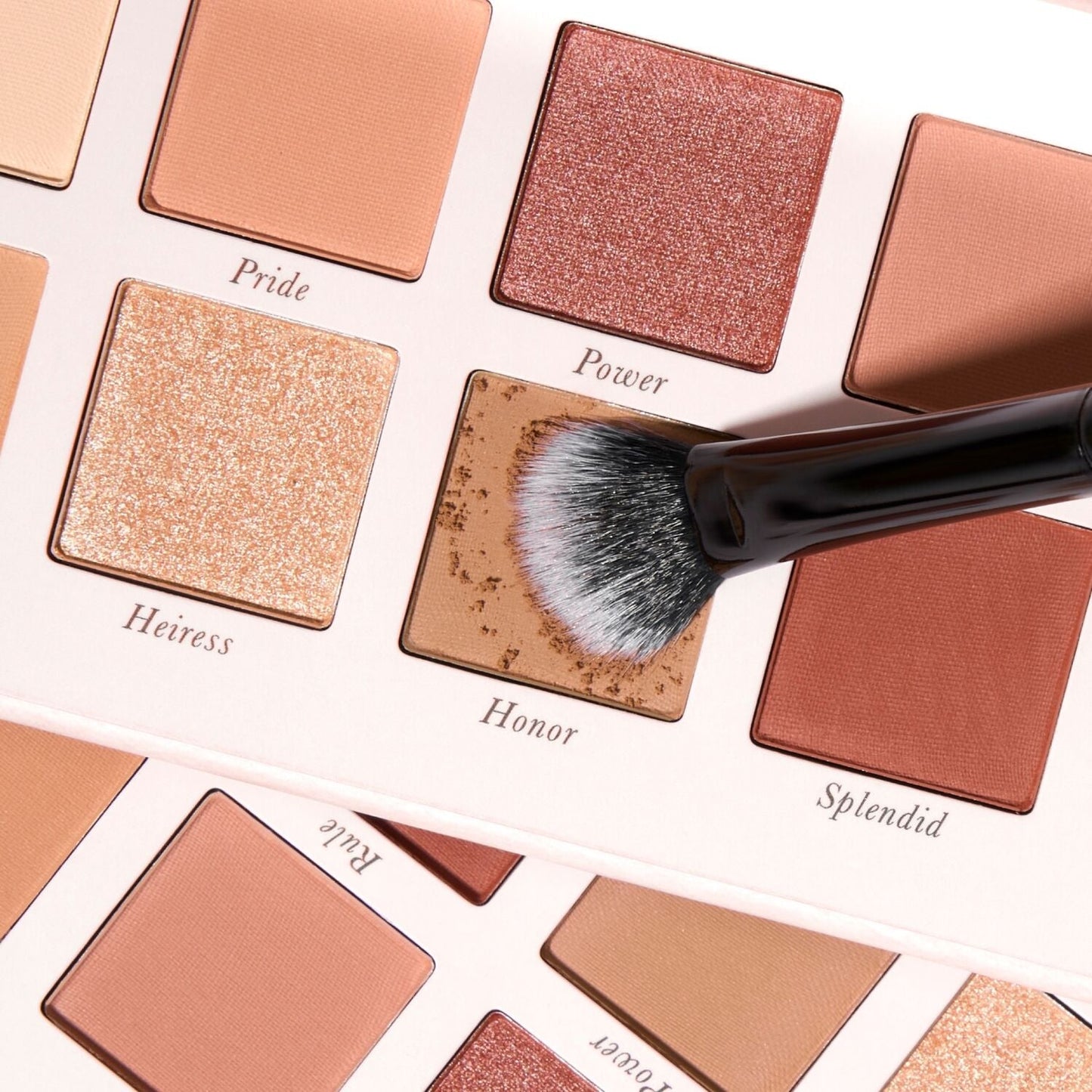 Seasonless Staples Reigning Rose 14 Multi-Finish Eyeshadows